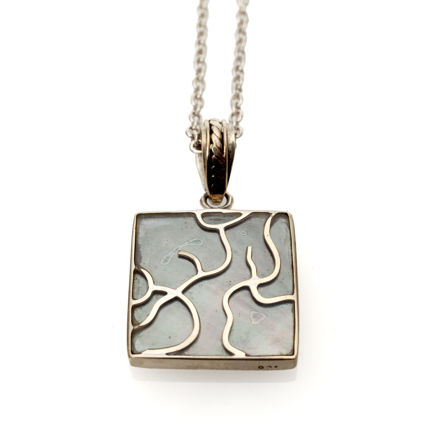 Picture of #B539-B Black Mussel and Sterling Silver Tree of Life