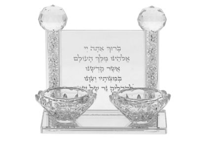 Picture of 654 Crystal Candle Stick clear  - In stock again in  August 2026